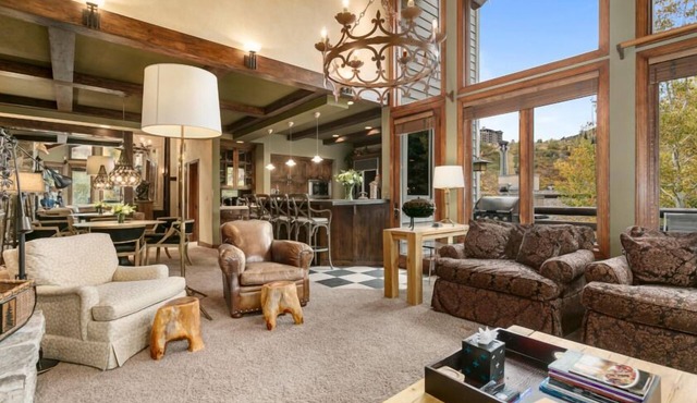 Trail's End Lodge - 4 Bedroom Residence w/Spa #13 by Deer Valley Resort
