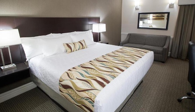 University Inn