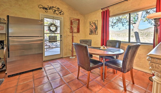 Vineyard Views & Sauna at Cornville Home!