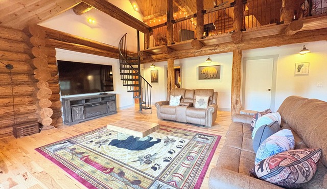 VT Lodge Cabin w Mountain Views near Killington