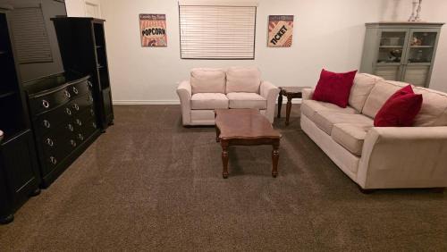 Wasatch Retreat 5 bed 3 5 bath pool table game room