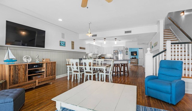 🏖️ White Sands 459 | Beachfront Pensacola | 4BR + Garage + Dog Friendly