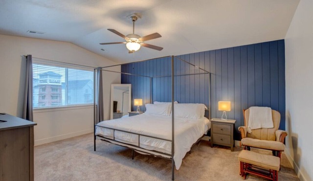 WINTER PROMO! Pet-Friendly Home W/Large Fenced Yard & Mtn Views