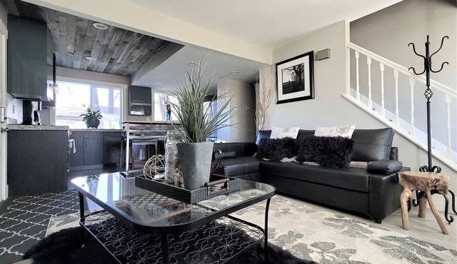 WINTER WONDERLAND DOPPIO-3 MIN FROM PARK N RIDE BUS THAT TAKES U 2 ALTA/SNOWBIRD