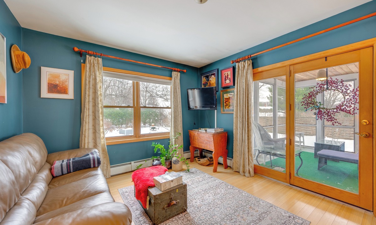 New North End Apartment | 2 Mi to Main Street! Cozy Burlington Guest Suite