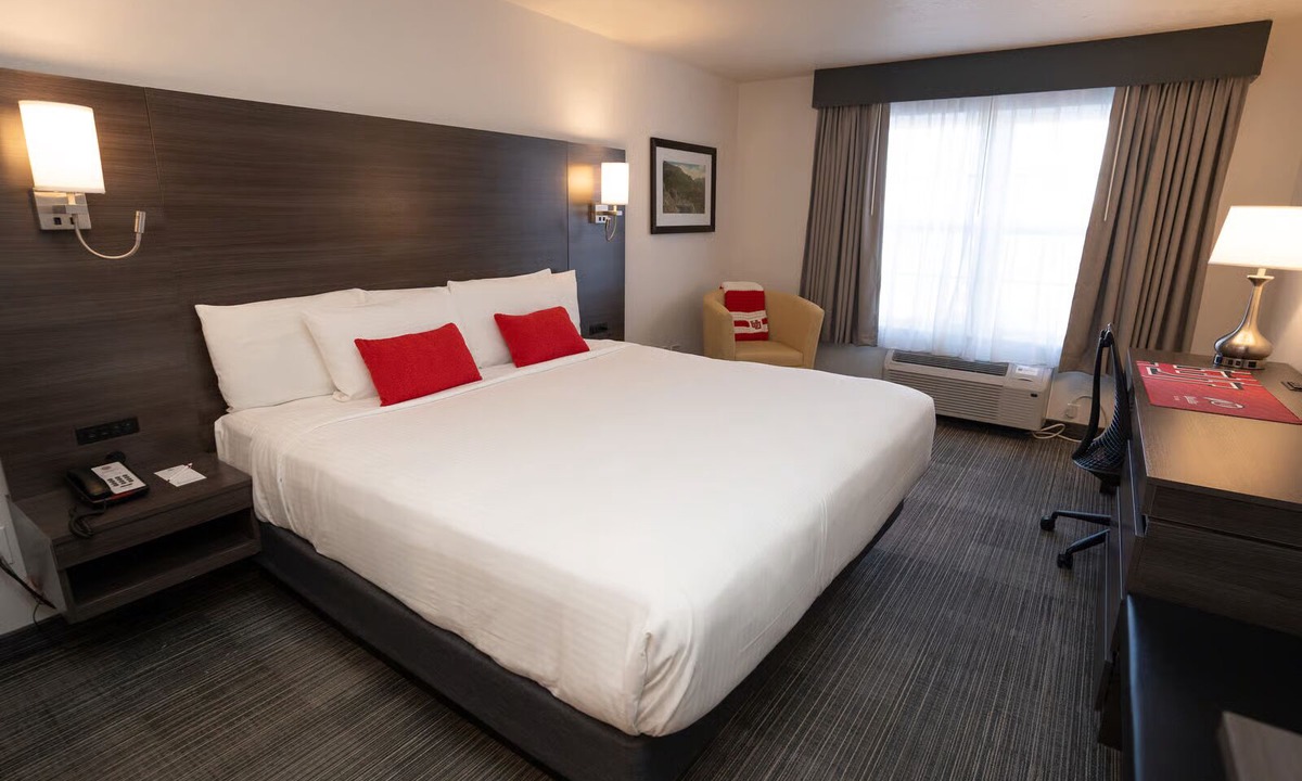 Downtown Salt Lake City Hotel | University Guest House