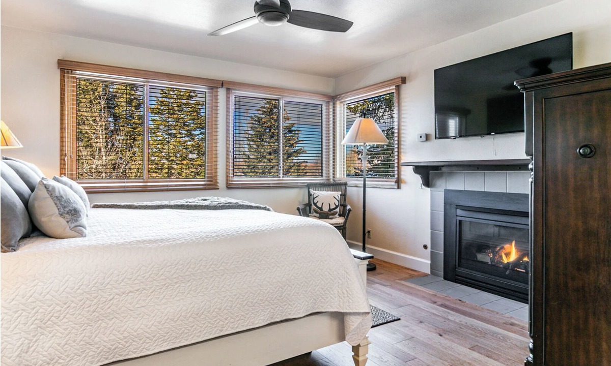 North Park City Ski Chalet | Snowflower by Luxury Mountain Destinatio