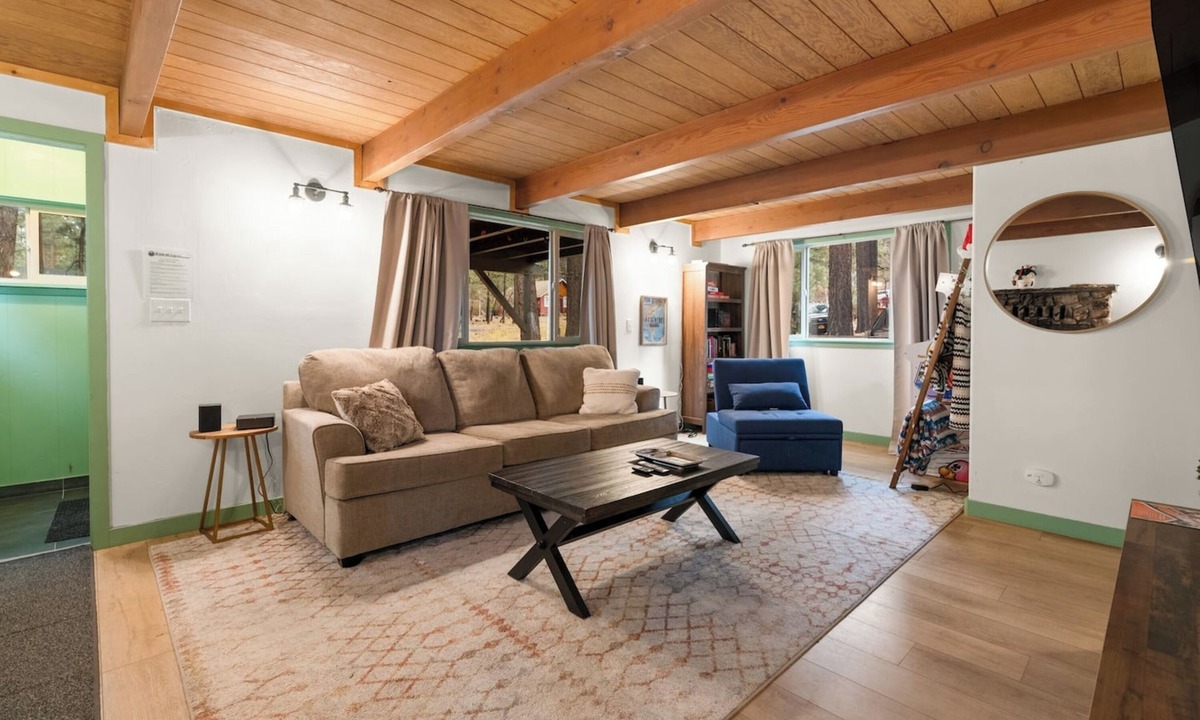 Big Bear Lake Cabin | Charming Cabin Escape