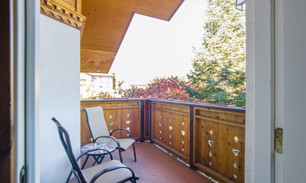 Midway Condo | 3 Bedroom Zermatt Villages 773 Condo