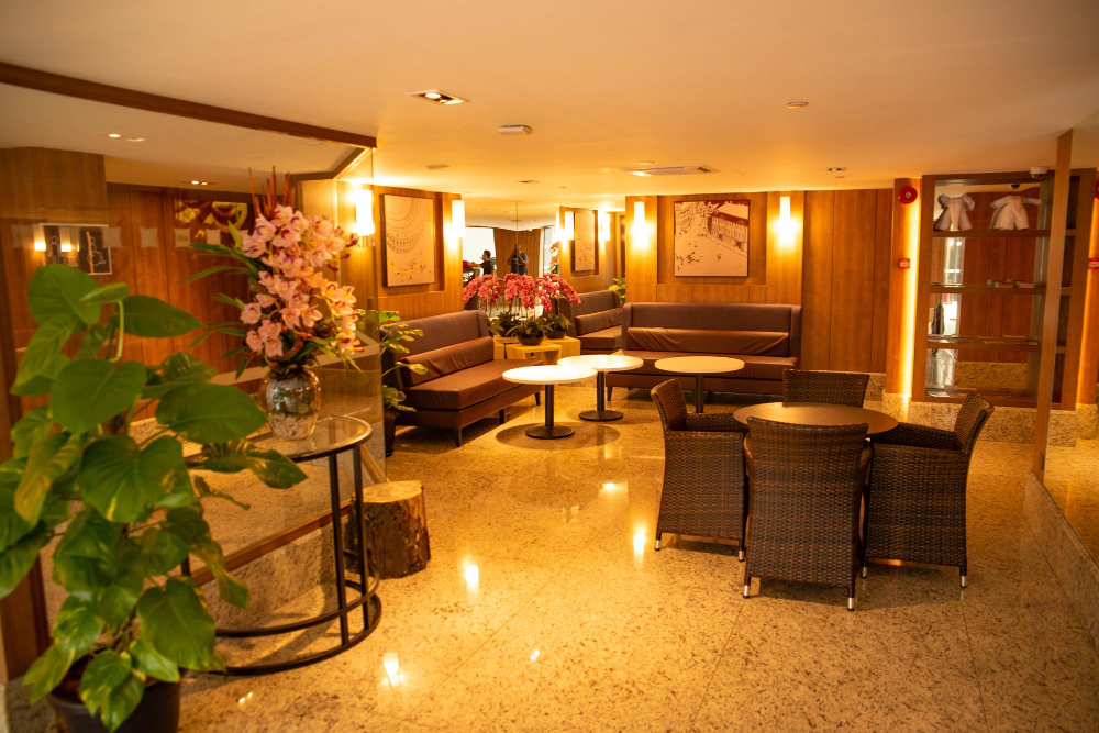 People's Freeway Apartment | Landing at 21LUX - 2 Bedrooms in Ballpark