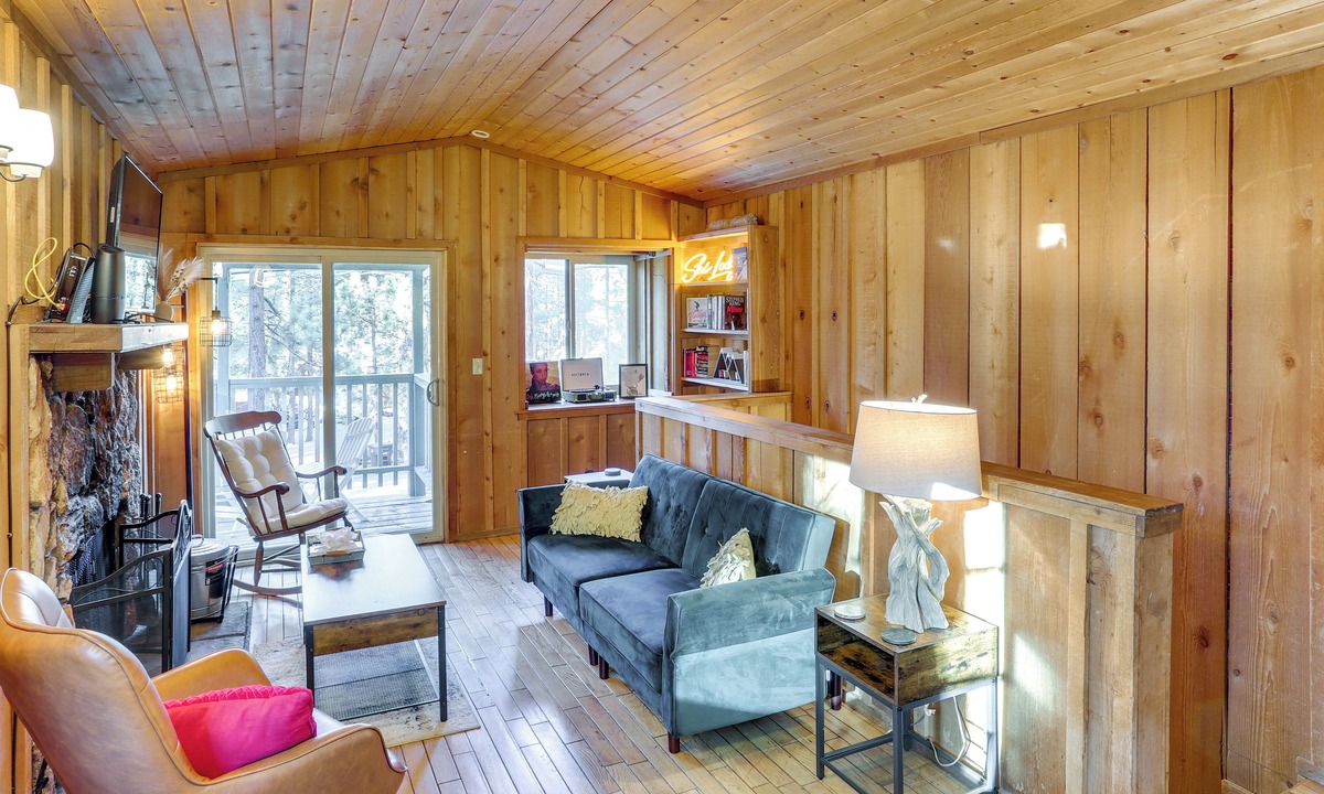 Big Bear Cottage | Near Skiing & Hiking: Dog-friendly Big Bear Cabin