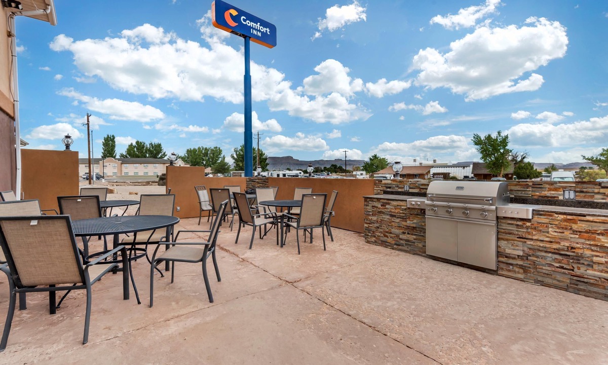 Green River Hotel | Comfort Inn Green River National Park Area