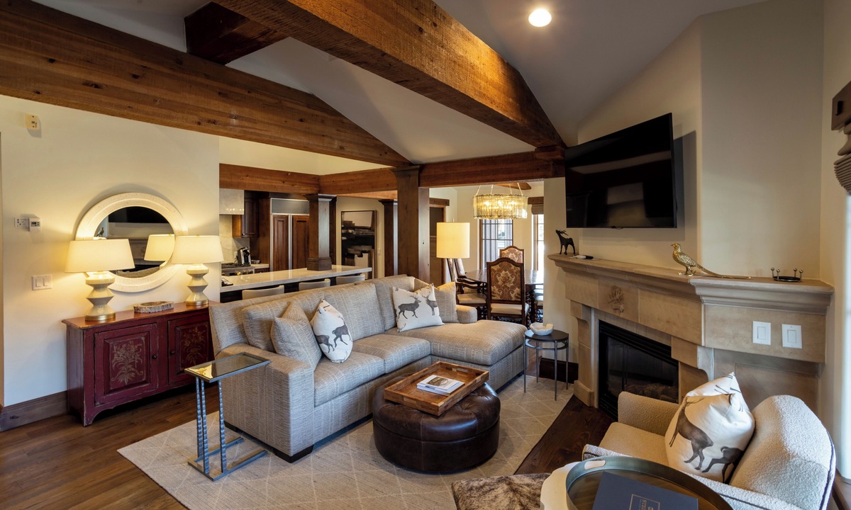 Deer Valley Hotel | The Chateaux Deer Valley