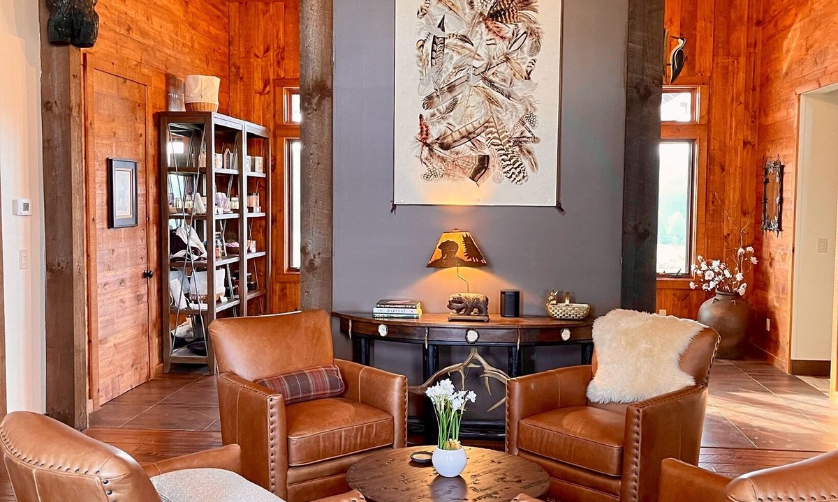 Blue Ridge Bed & Breakfast | The Dogwood Inn