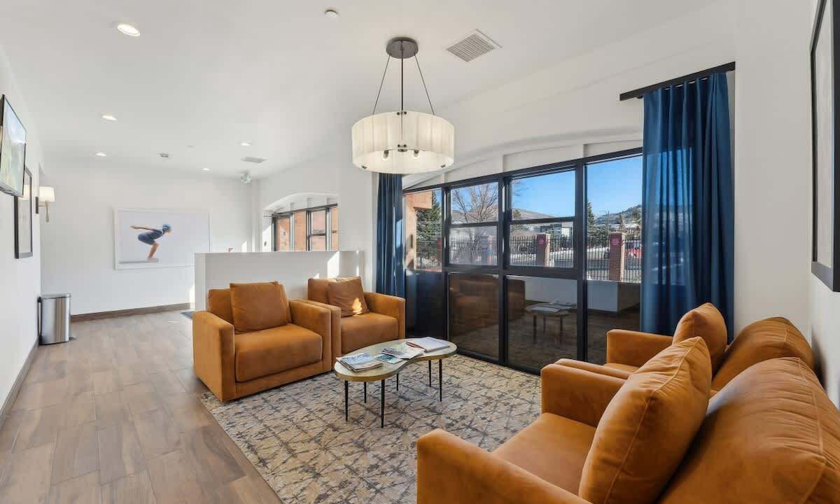 North Park City Condo | Ski-In Out Mountain Luxury Studio Sleeps 6