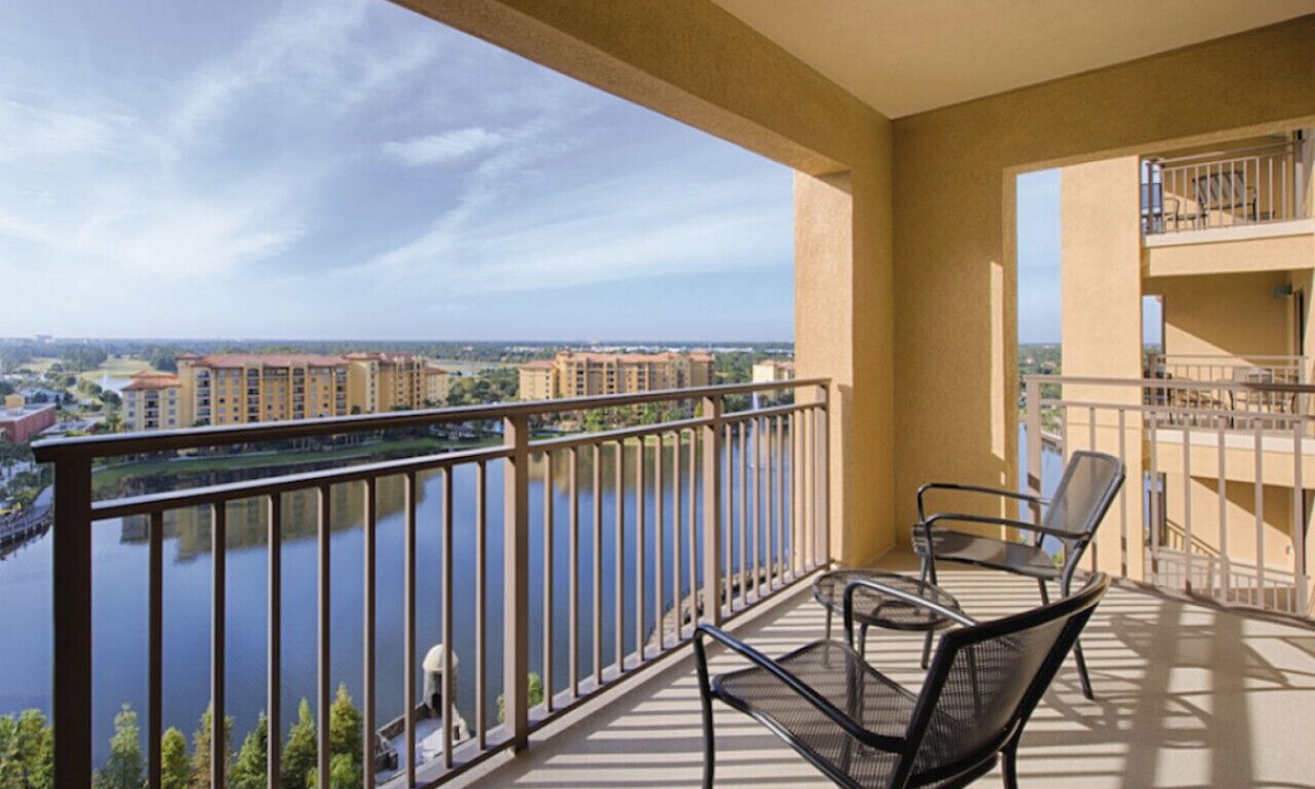 Lake Buena Vista Resort | Best Rates at Wyndham Bonnet Creek's Top Family Resort - 2 BR Deluxe -Sleeps 8