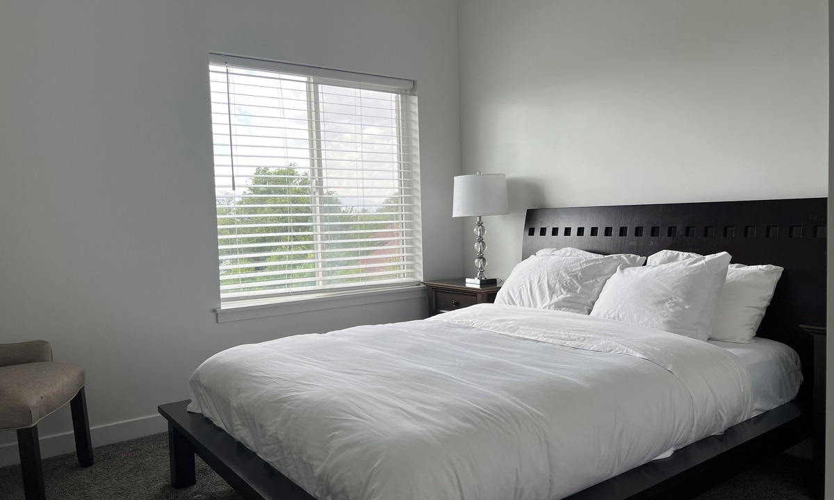 Draper Condo | Experience ski adventures nearby at our South Valley 3-bedroom Condo