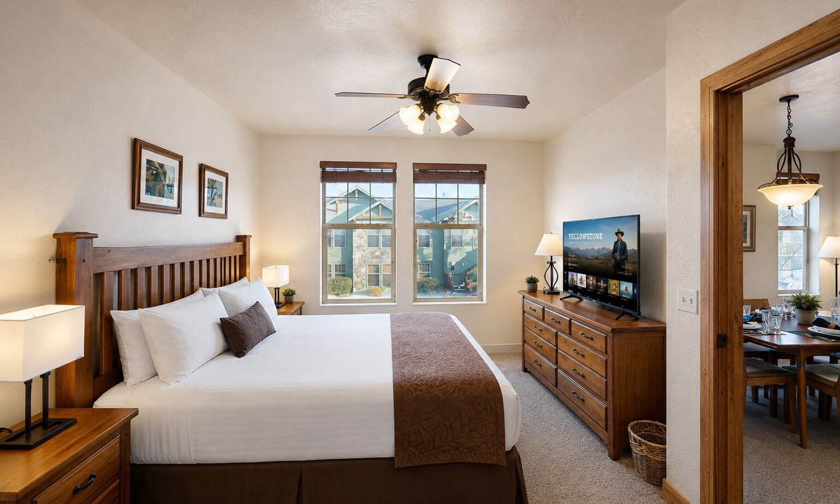 Kimball Junction Condo | 5949C Foxpoint walk to shopping dining prime spot