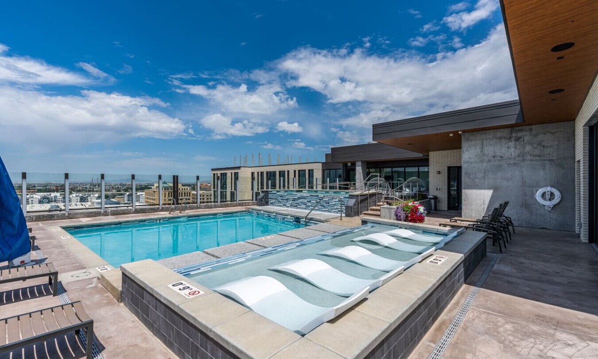 Rio Grande Apartment | 11thFloor|CityView|HotTub|Pool|Gym|Parking|KingBed
