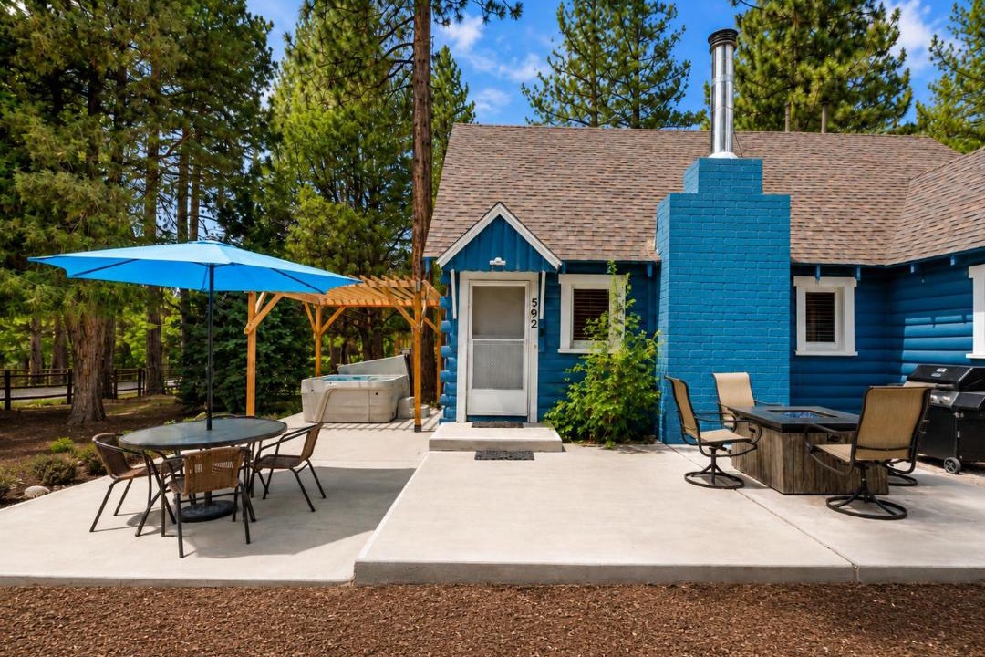 Big Bear Lake House | Bear Slope View Cabin - Beautiful home located just south of Bear Mountain ski resort!