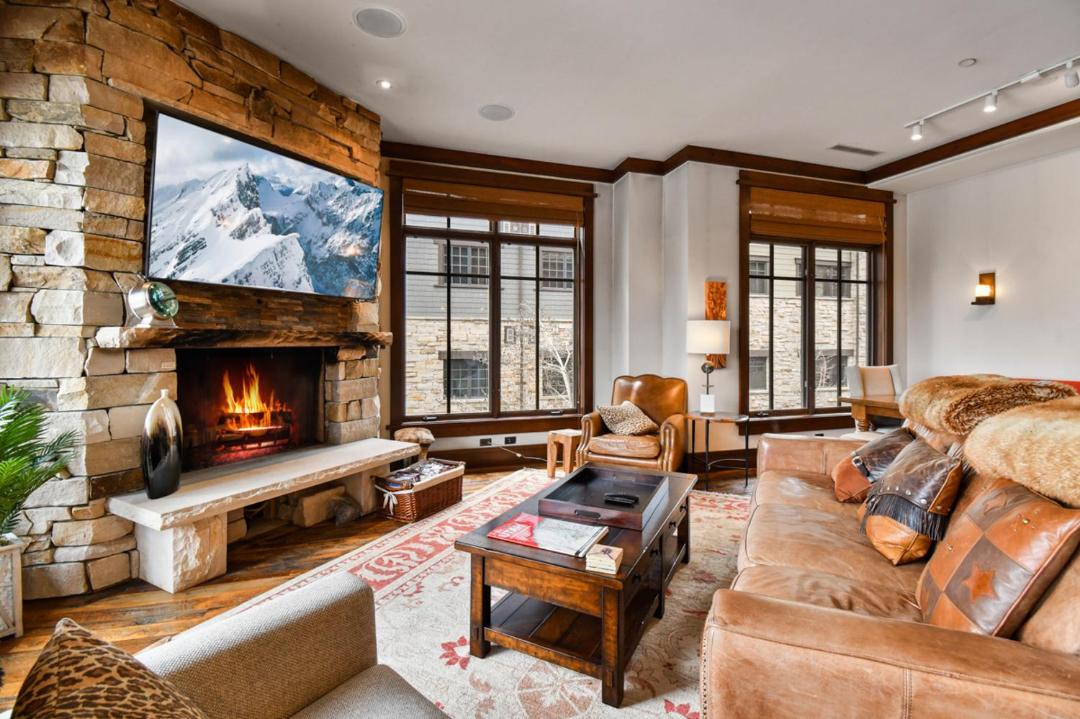 Empire Pass House | Arrowleaf Lodge - 3 Bed Condo #302
