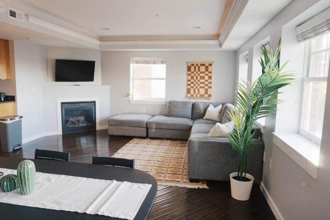 Downtown Salt Lake City Apartment | Modern Downtown Apartment Walk to Restaurants