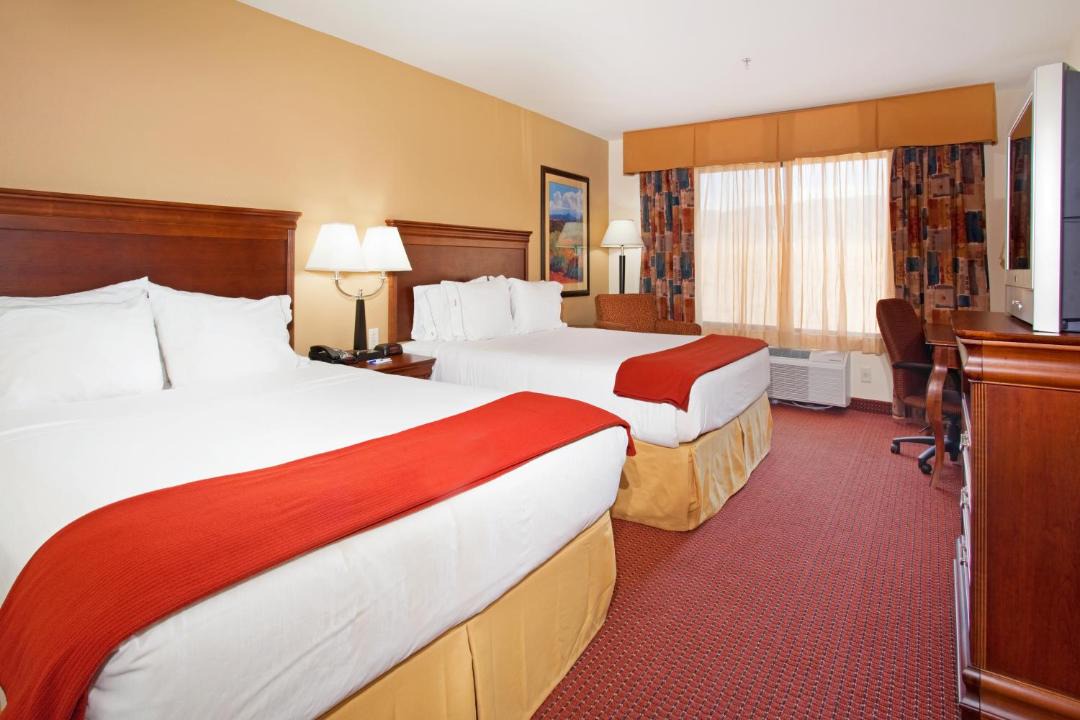 Tooele Hotel | Holiday Inn Express Hotel & Suites Tooele by IHG