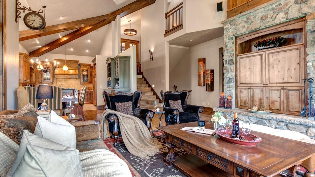 Photo of Livingroom in Deer Valley