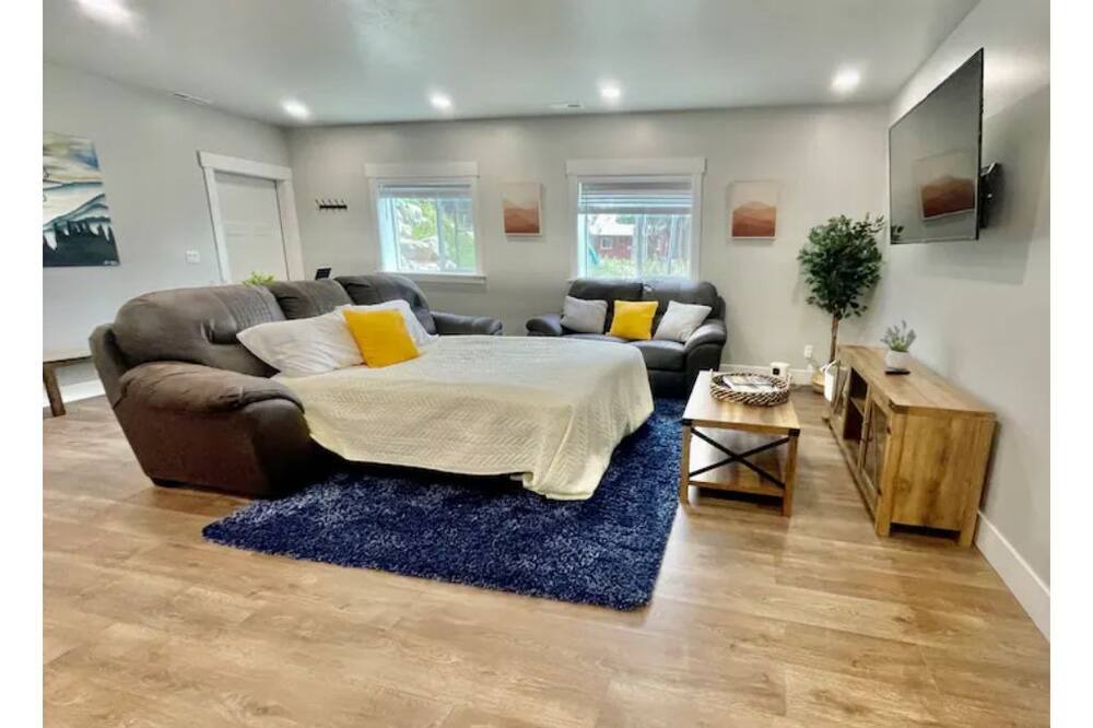 Photo of Bedroom in North Ogden