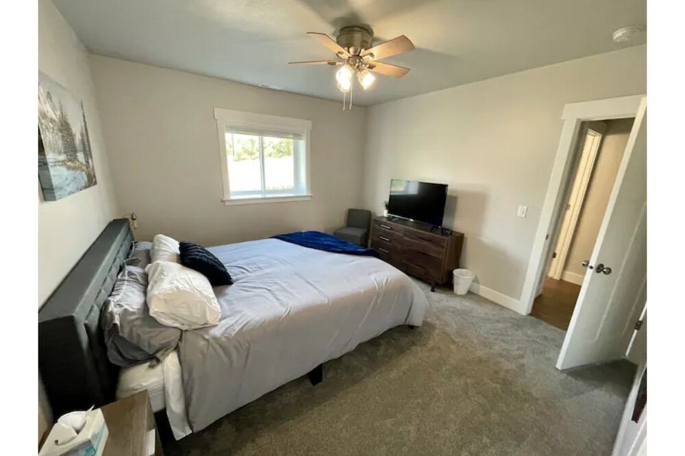 Photo of Bedroom in North Ogden