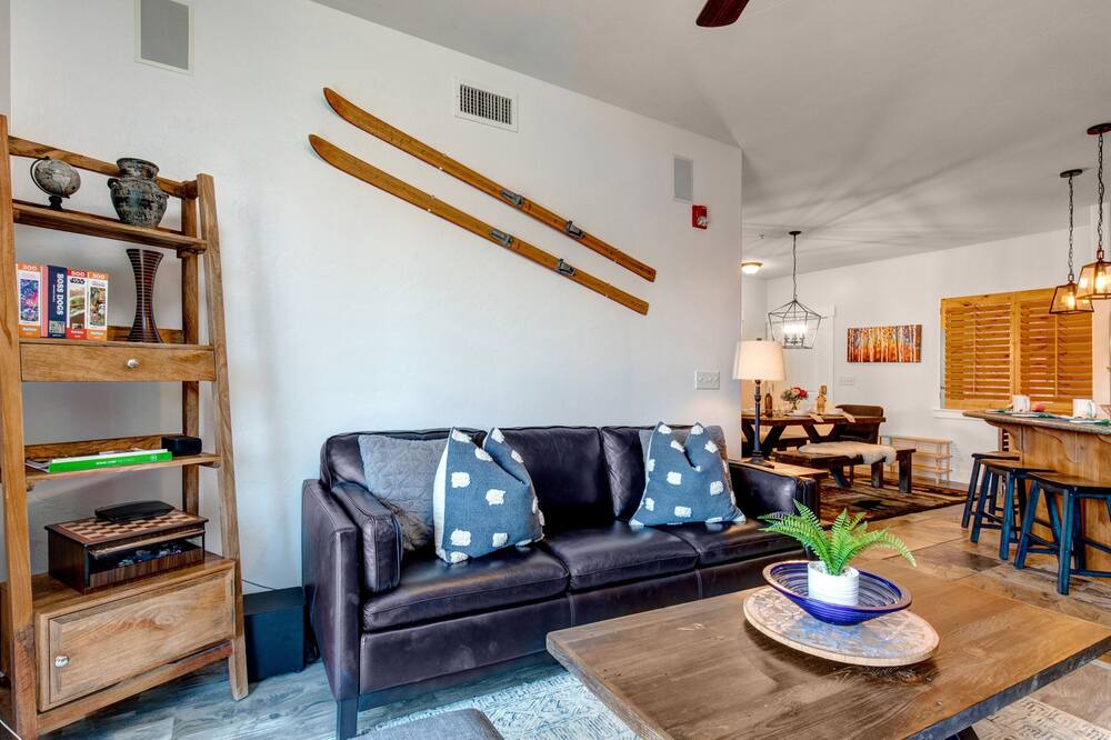 Photo of Livingroom in Bear Hollow Village