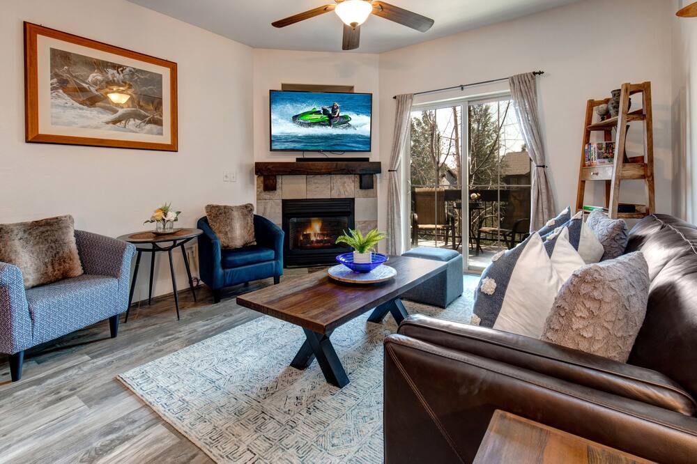 Photo of Livingroom in Bear Hollow Village