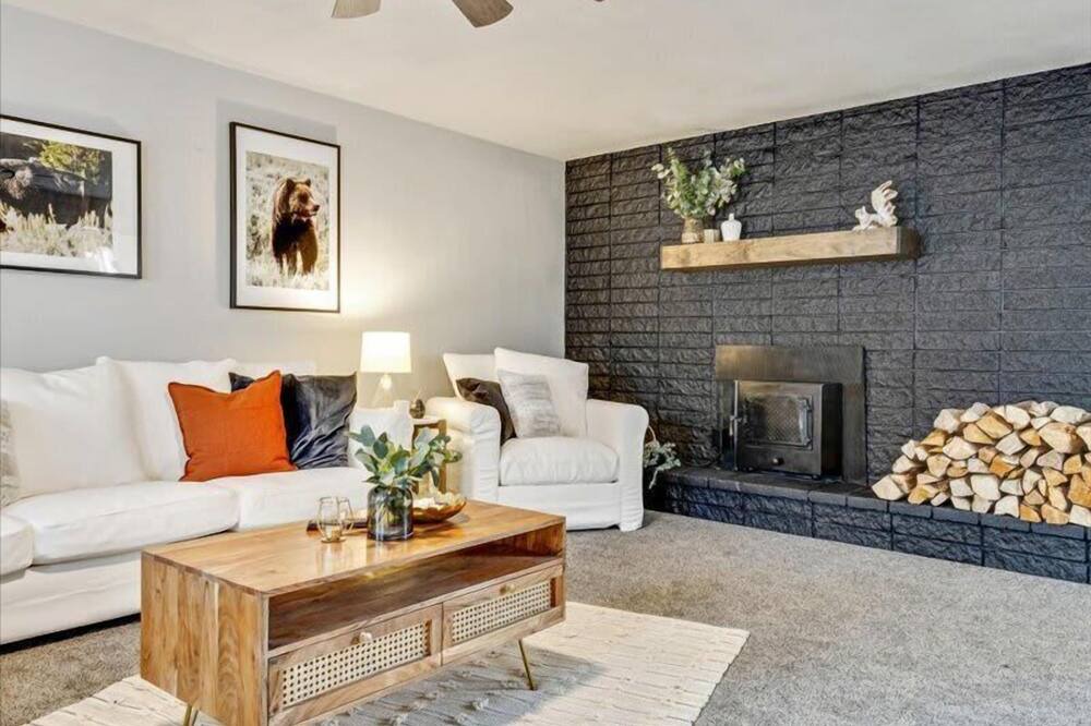 Photo of Livingroom in Alpine