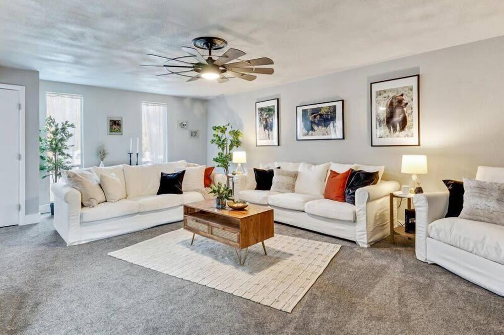 Photo of Bedroom in Alpine