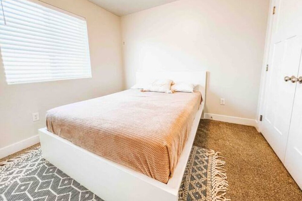 Photo of Bedroom in Morgan
