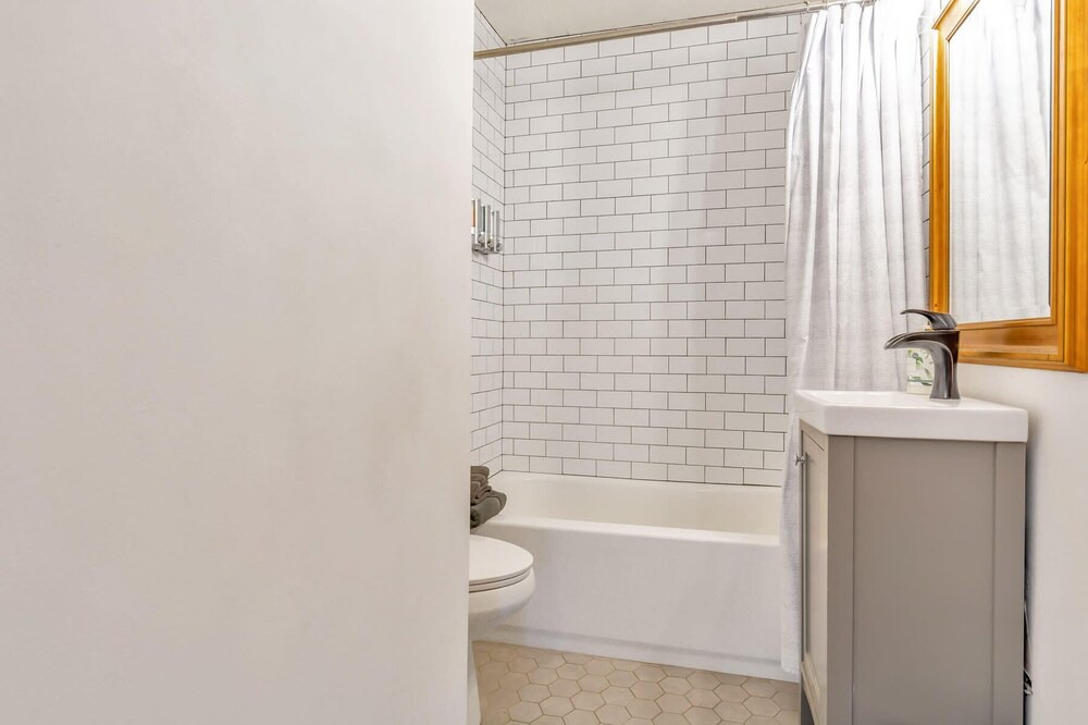 Photo of Bathroom in South Salt Lake