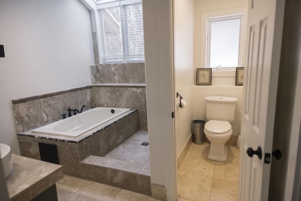 Photo of Bathroom in North Snyderville Basin