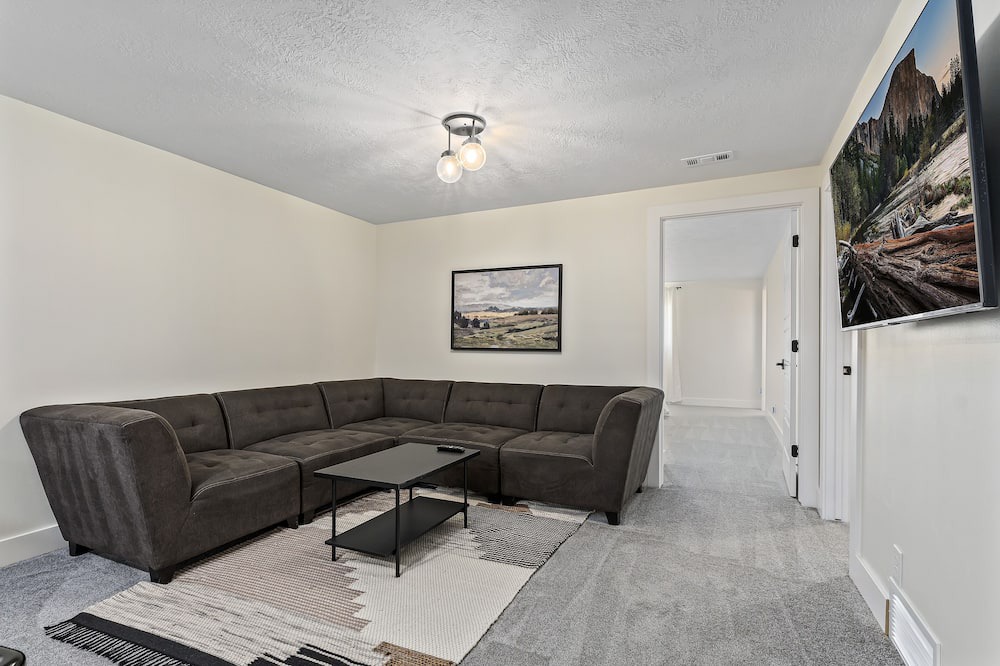 Photo of Bedroom in Canyon Rim