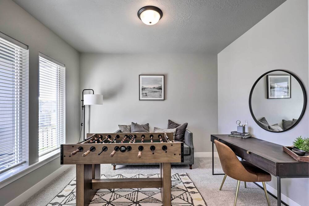 Photo of Bedroom in Draper