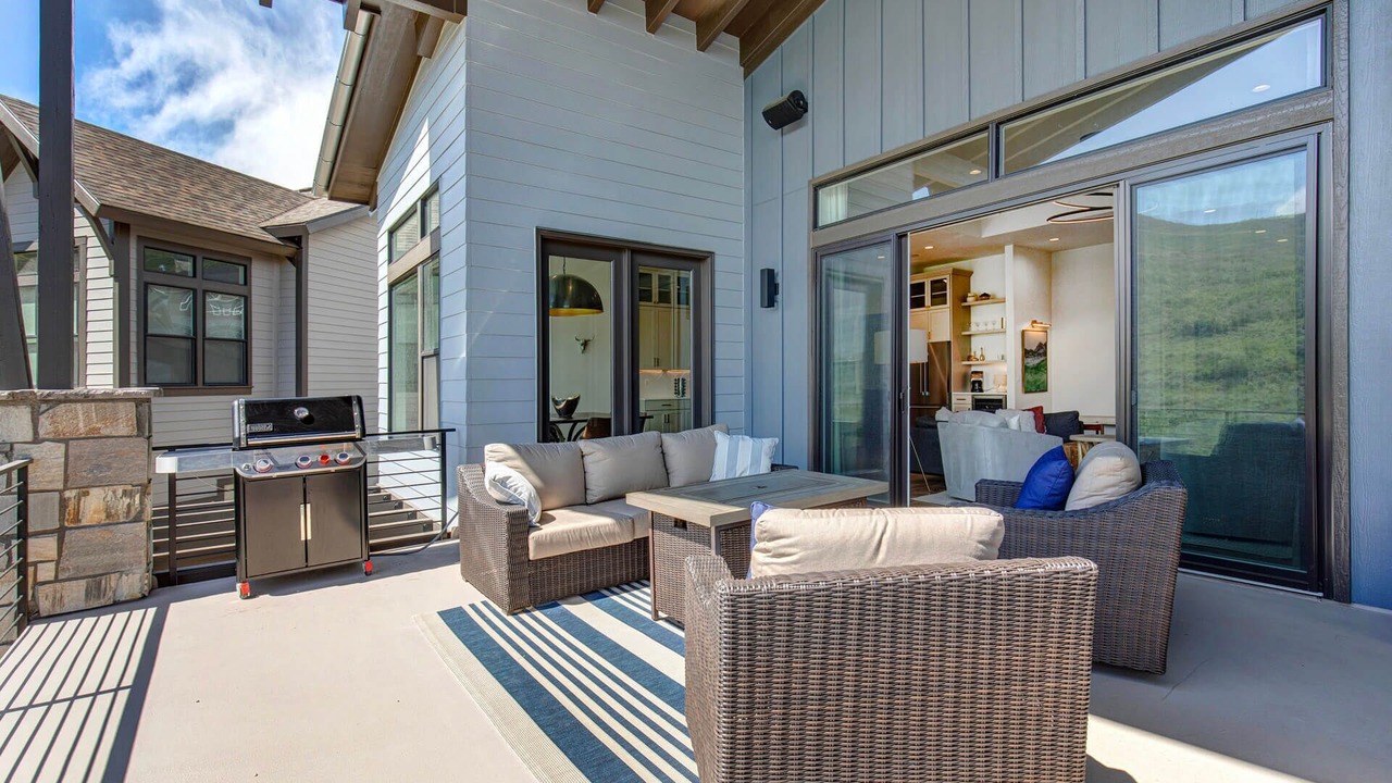 Photo of Patio Balcony in Deer Mountain