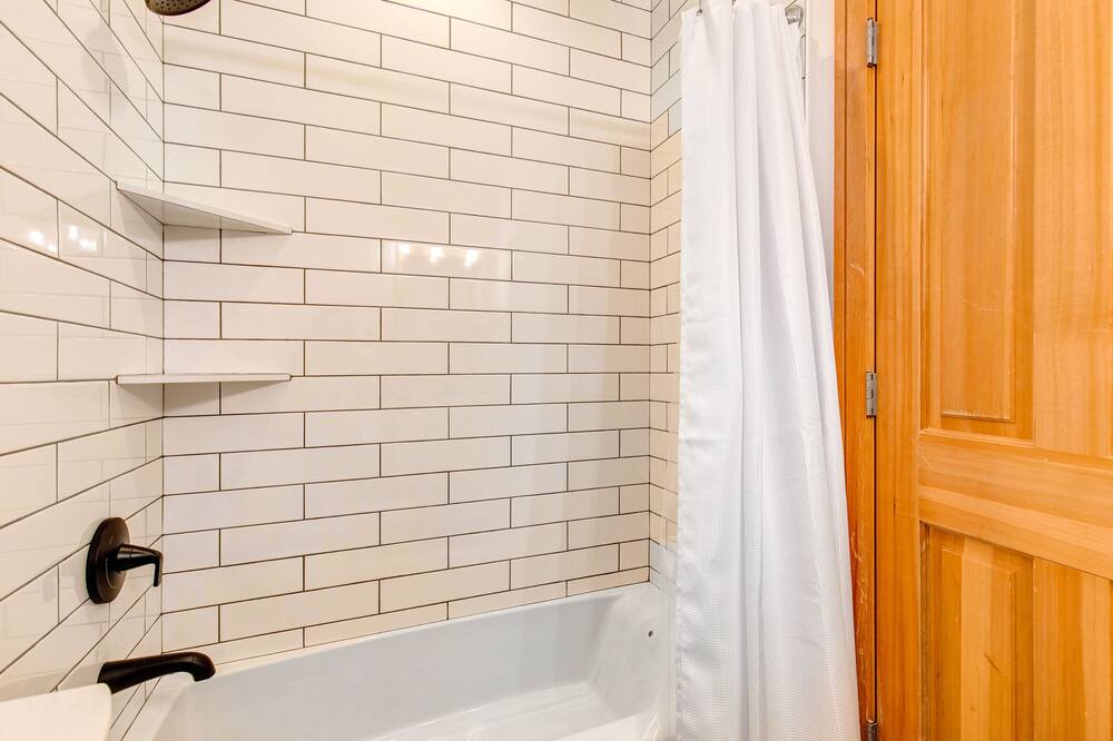 Photo of Bathroom in Park Meadows