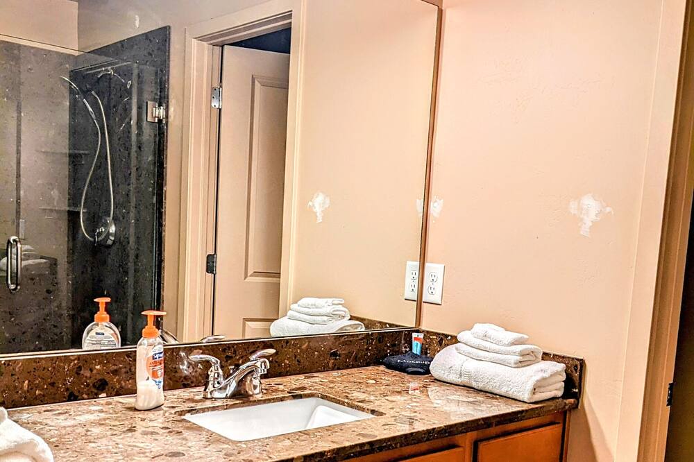 Photo of Bathroom in Herriman