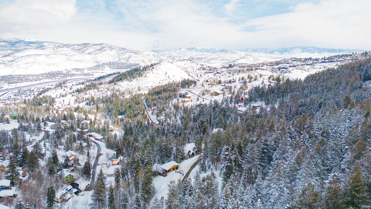 Photo of Outdoor in Summit Park