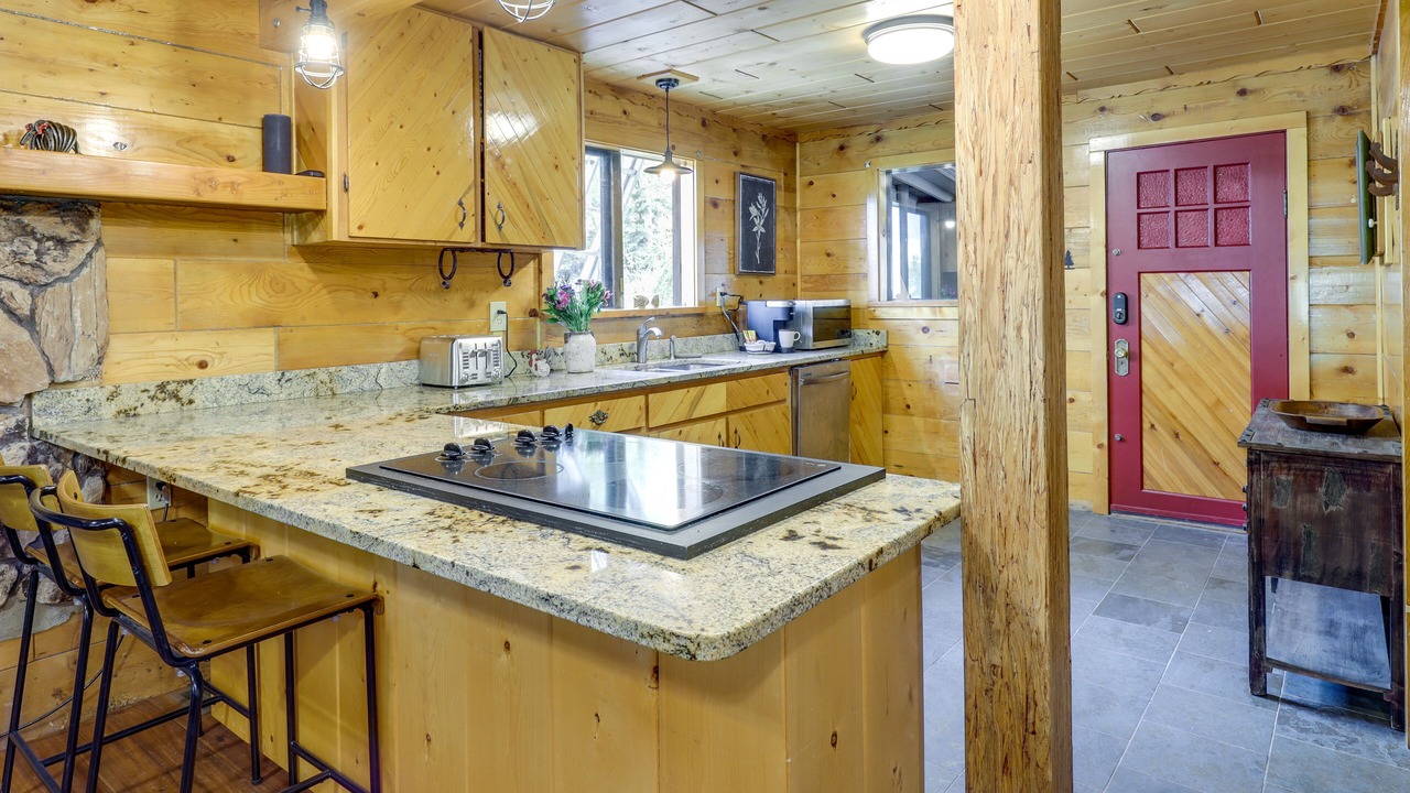 Photo of Kitchen in Tollgate Canyon