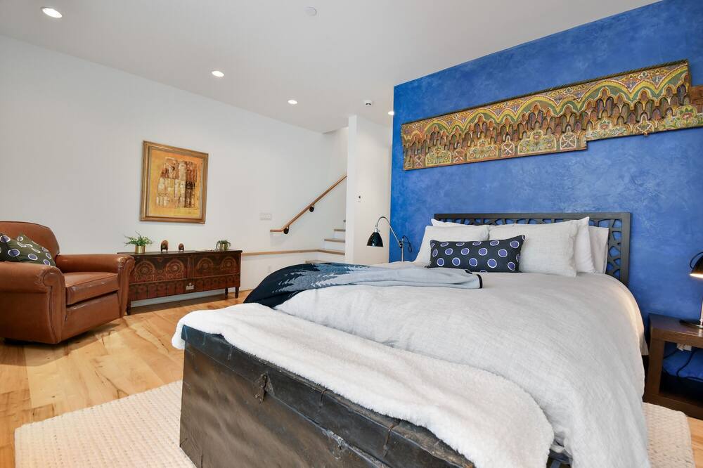 Photo of Bedroom in Empire Pass