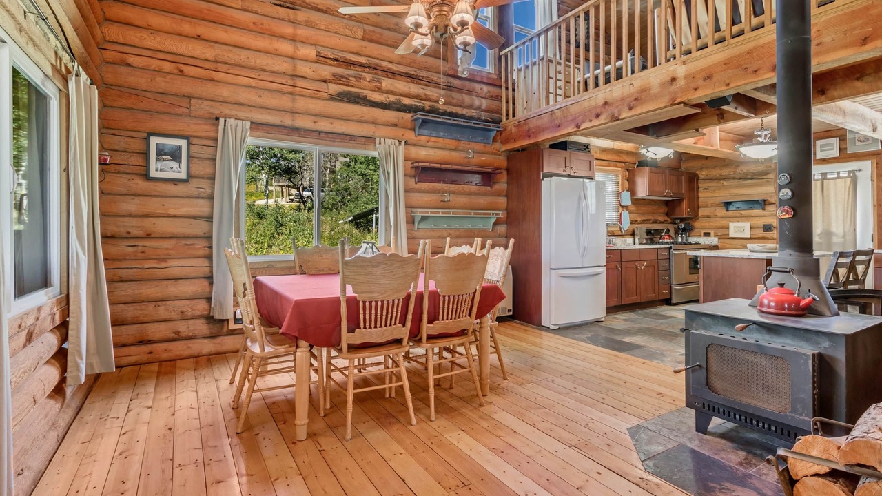 Photo of Kitchen in Tollgate Canyon