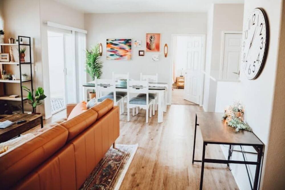 Photo of Livingroom in Clearfield