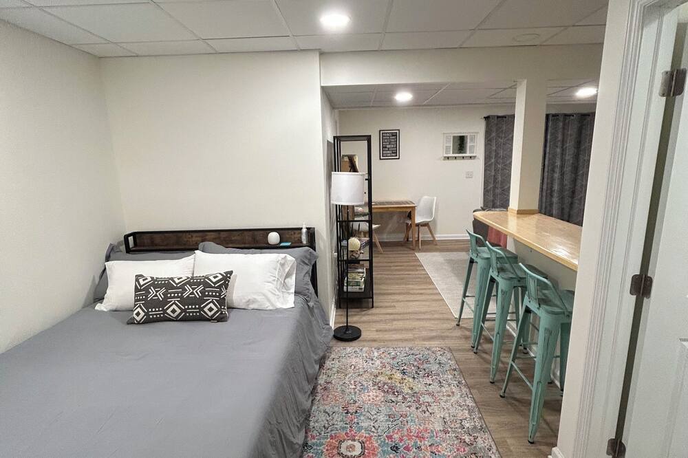 Photo of Bedroom in Willow Street