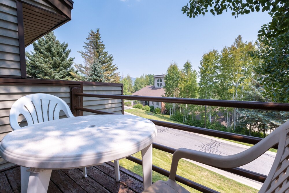 Photo of Patio Balcony in Summit Park