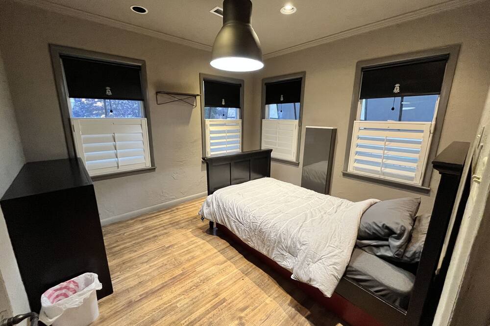 Photo of Bedroom in Bountiful